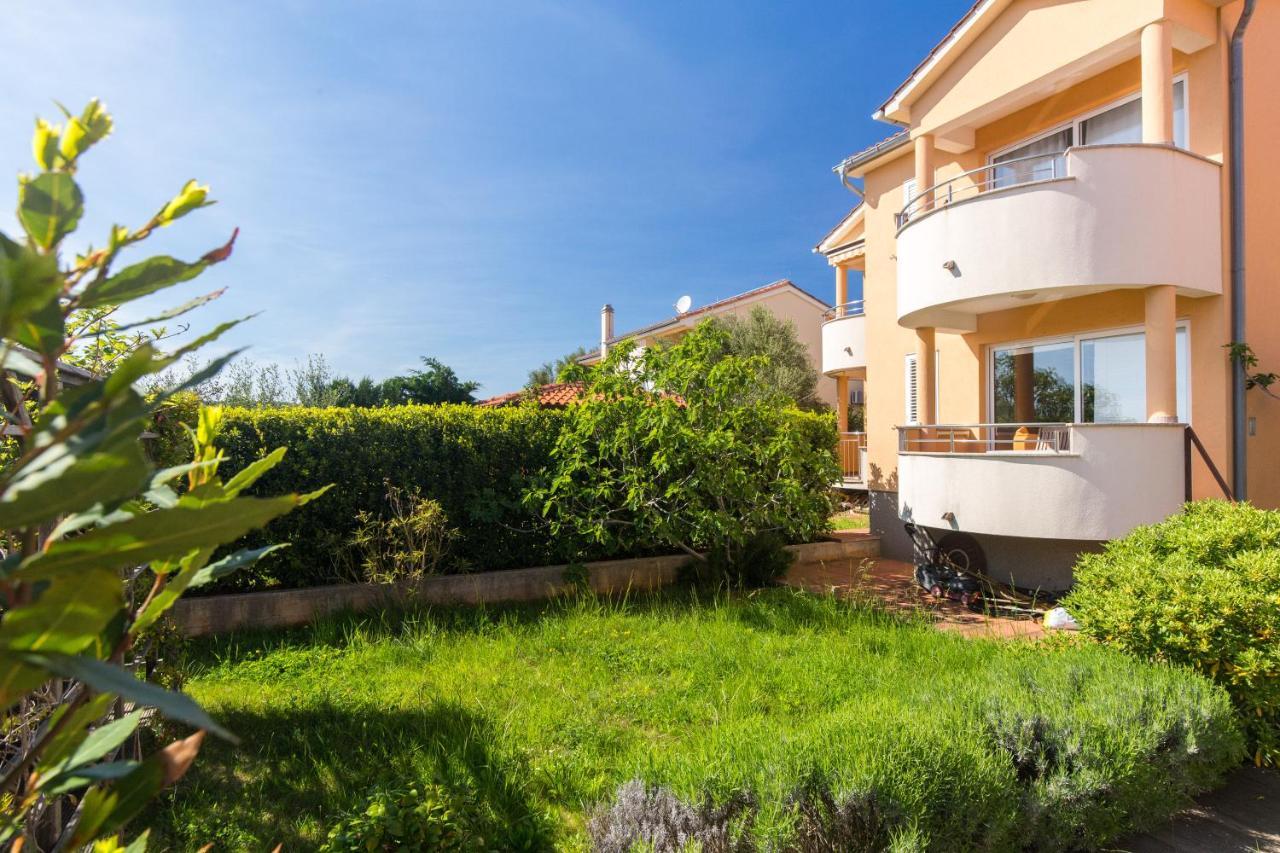 Apartments Bella Vista Krk Town Exterior photo